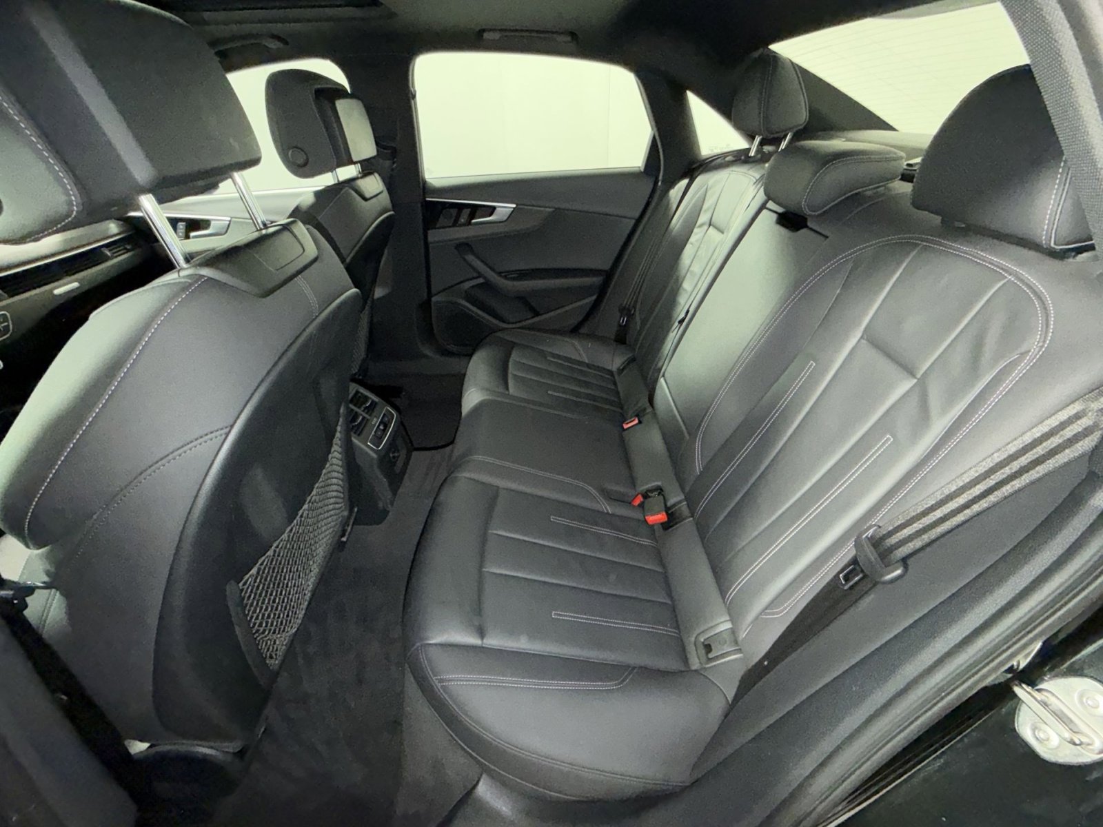 Used 2020 Audi A4 2.0T Premium image 25