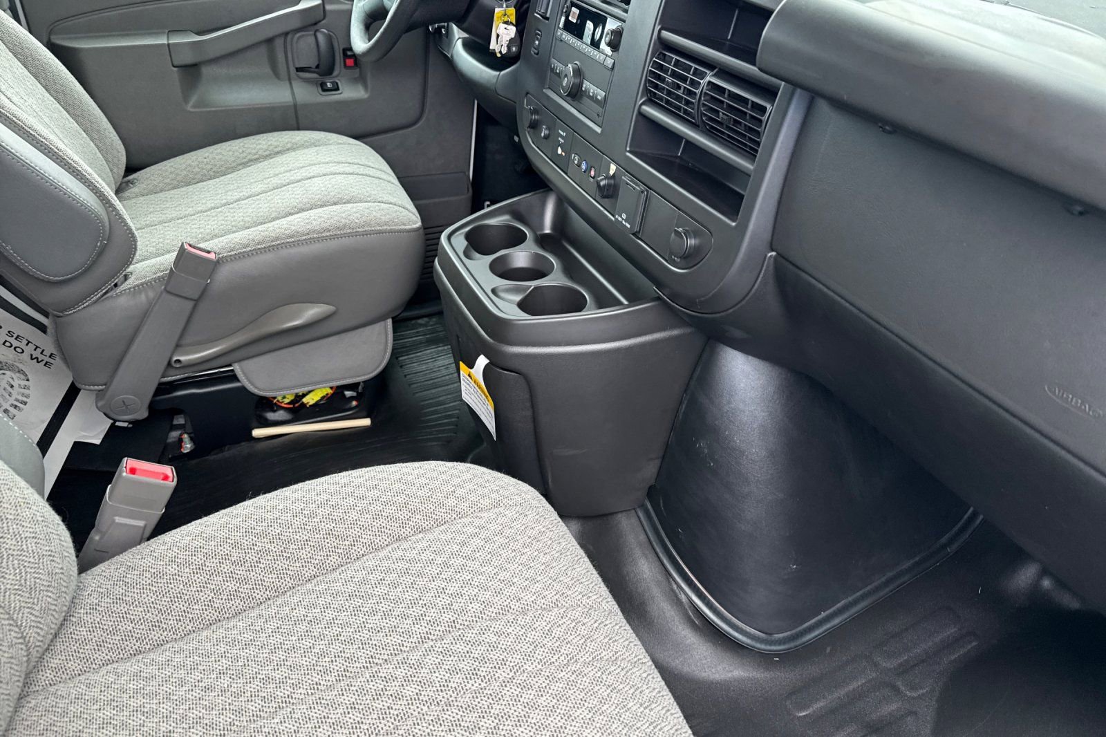 New 2024 Chevrolet Express 3500 w/ Power Convenience Package image 13