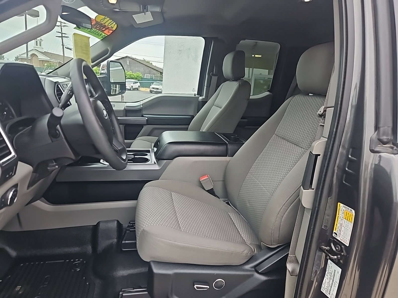 Used 2018 Ford F350 XLT w/ XLT Premium Package image 10