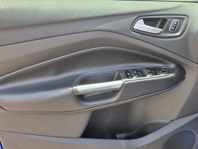 Used 2018 Ford Escape SE FWD image 18