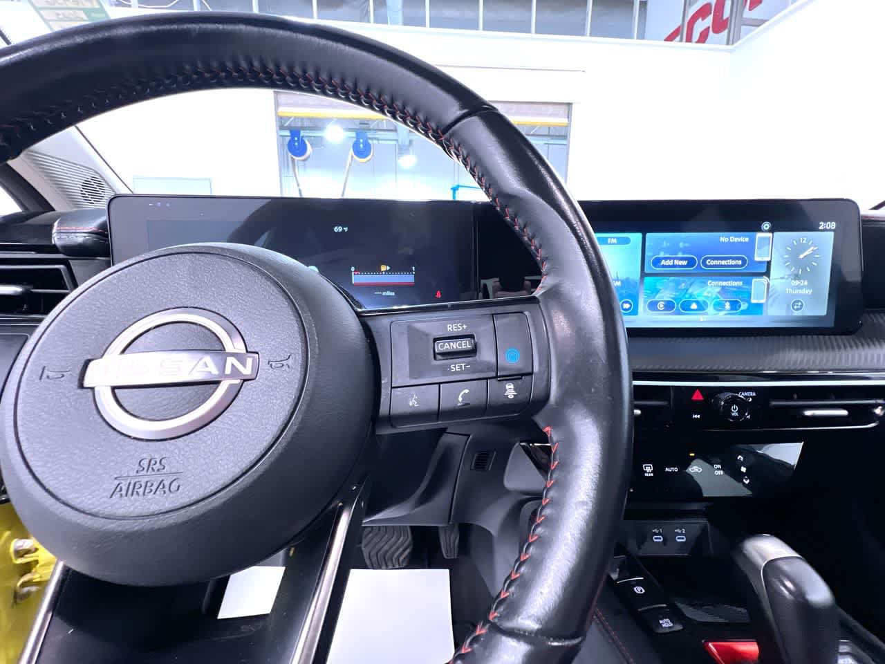 Used 2025 Nissan Kicks SR FWD image 21