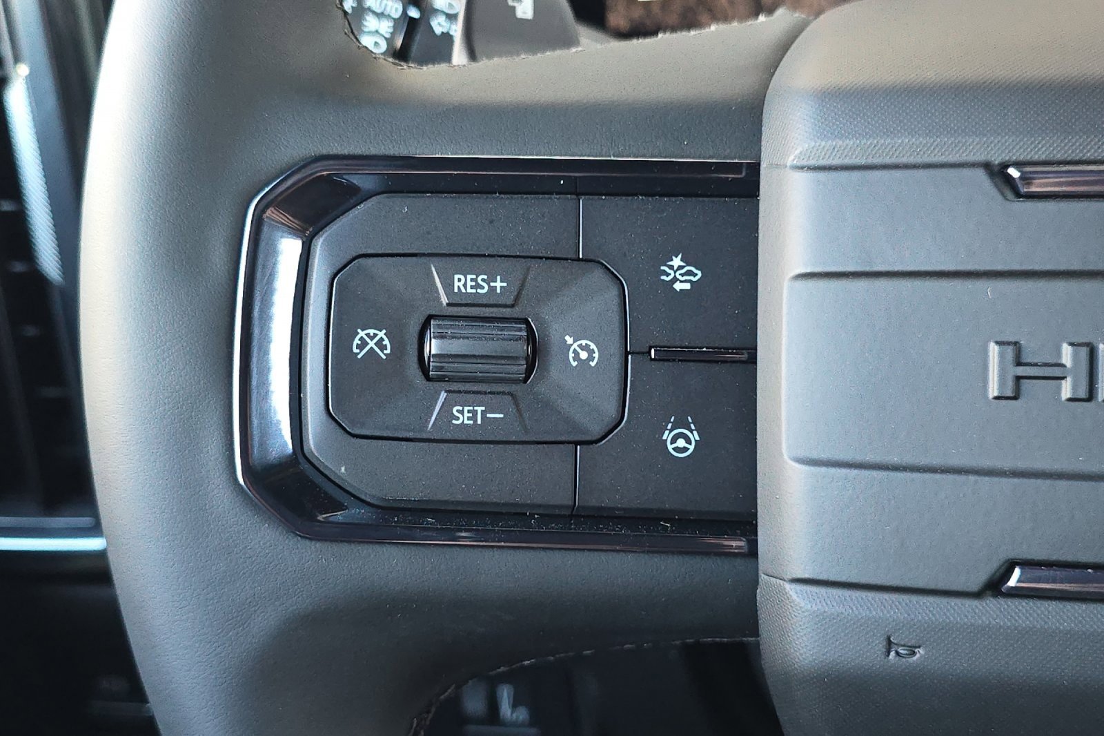 New 2026 GMC Hummer EV SUV w/ LPO, Sport Package image 27