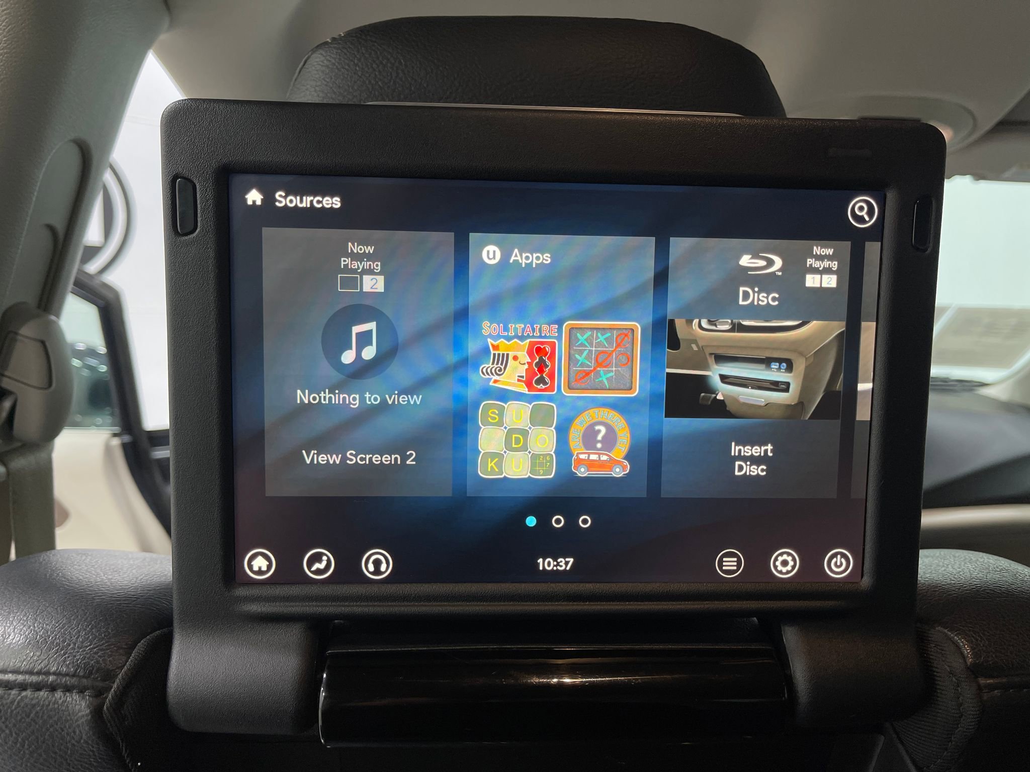 Used 2019 Chrysler Pacifica Touring-L Plus w/ Advanced Safetytec Group FWD image 12