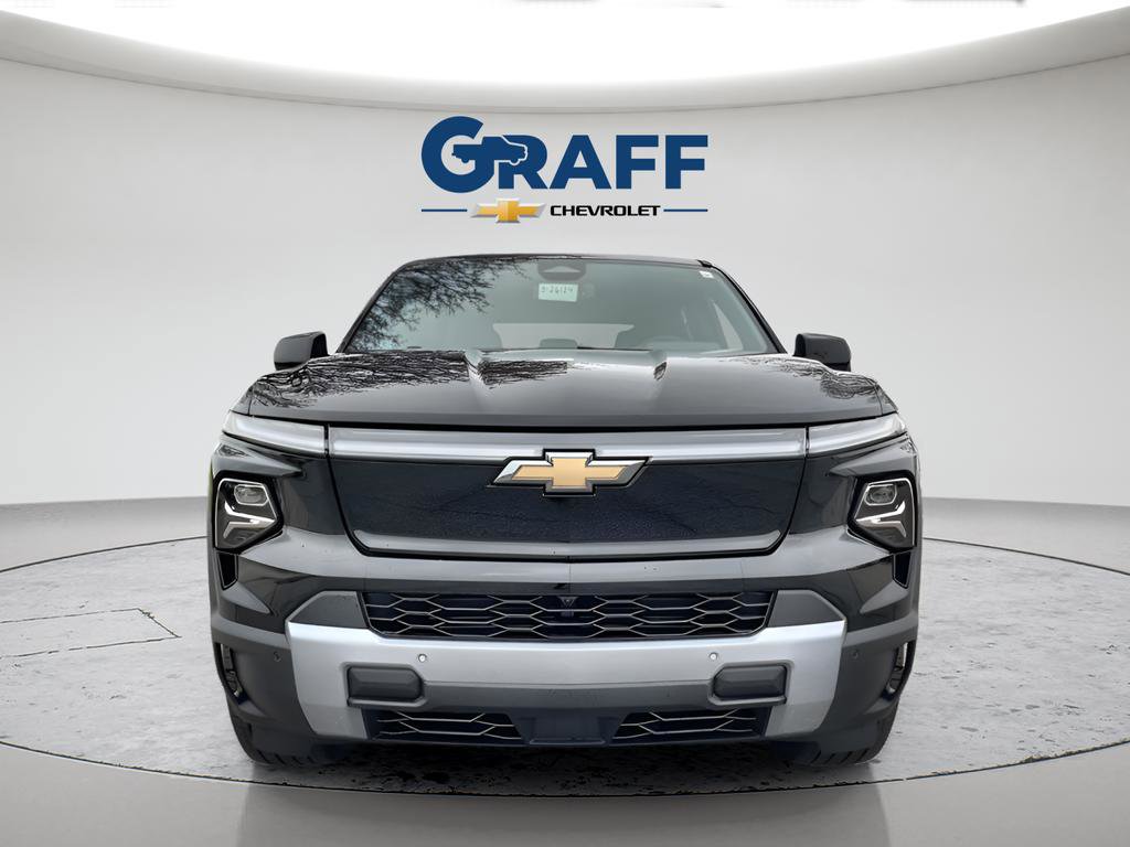 New 2026 Chevrolet Silverado EV LT w/ LPO, Dark Package Plus AWD/4WD image 3