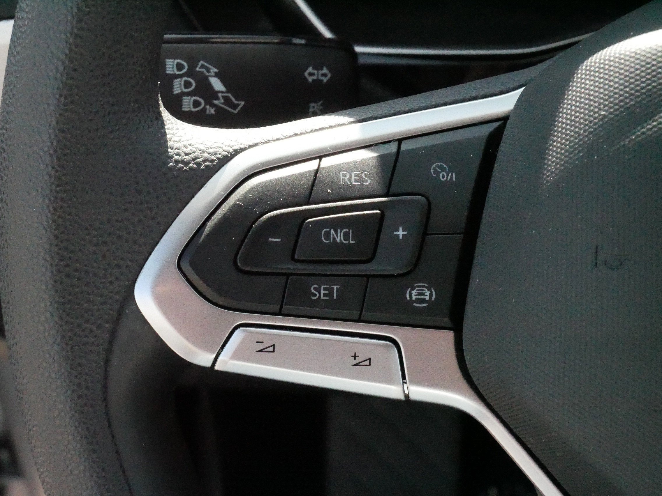 Certified 2023 Volkswagen Jetta S FWD image 25