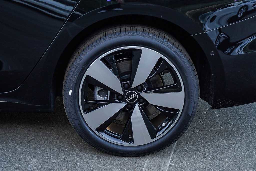 New 2025 Audi A5 2.0T Premium image 11