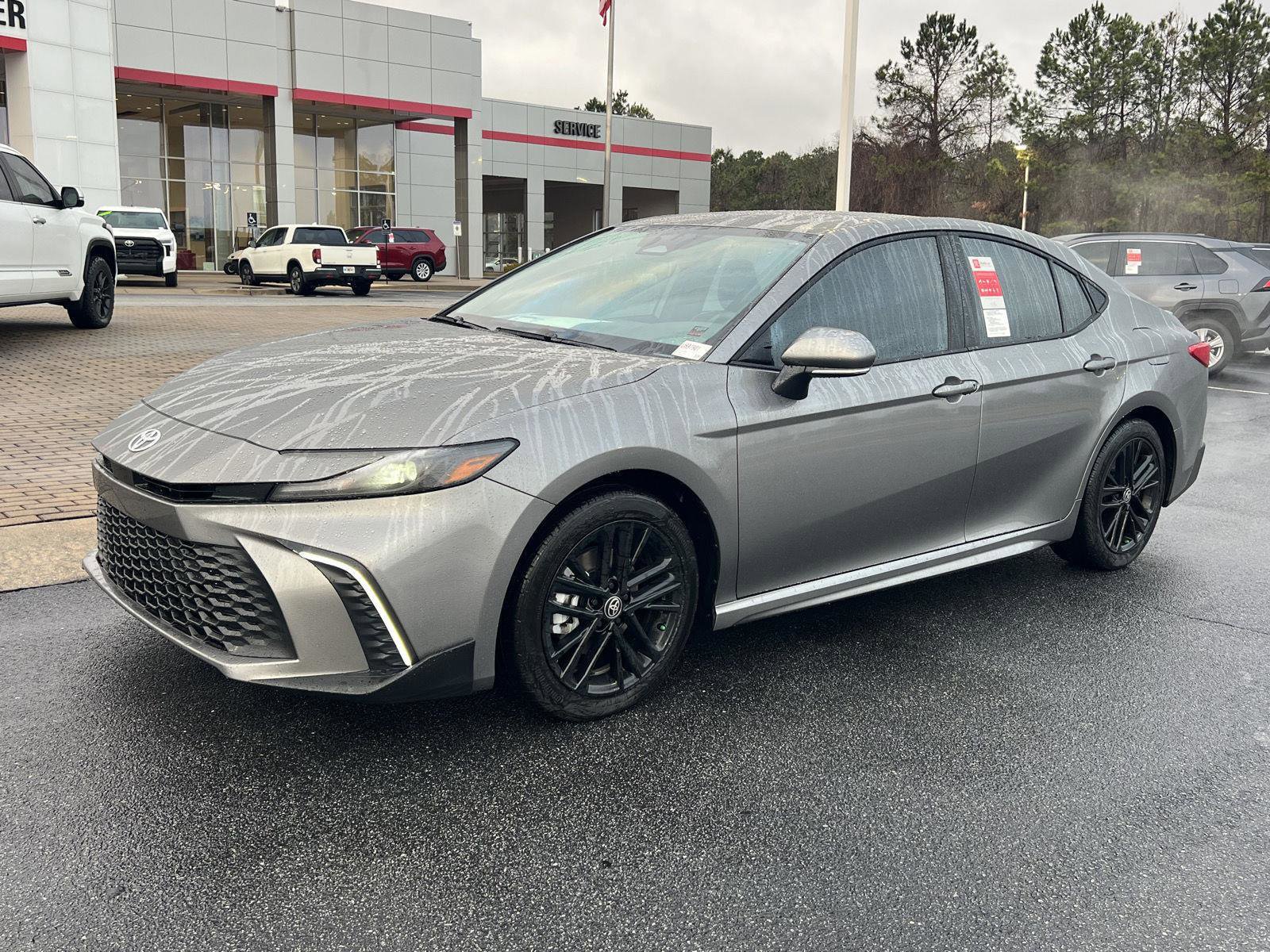 New 2026 Toyota Camry SE image 2