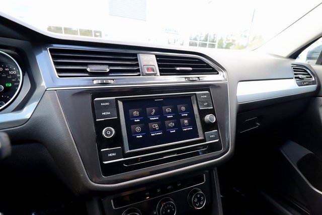 Used 2021 Volkswagen Tiguan S image 57
