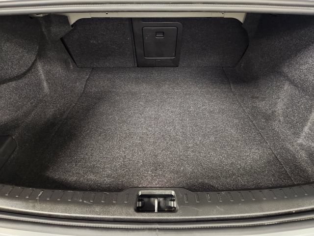 Certified 2025 Volvo S60 B5 Core FWD image 33