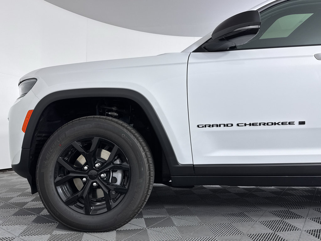 New 2026 Jeep Grand Cherokee Altitude AWD/4WD image 22