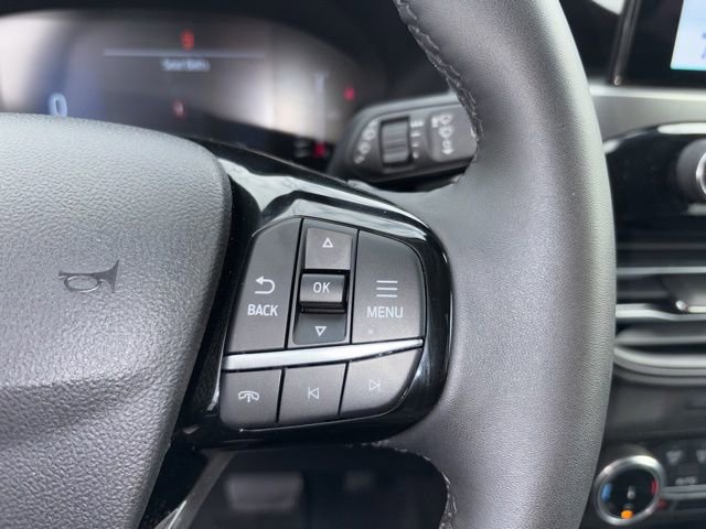 Used 2023 Ford Escape Active AWD/4WD image 29