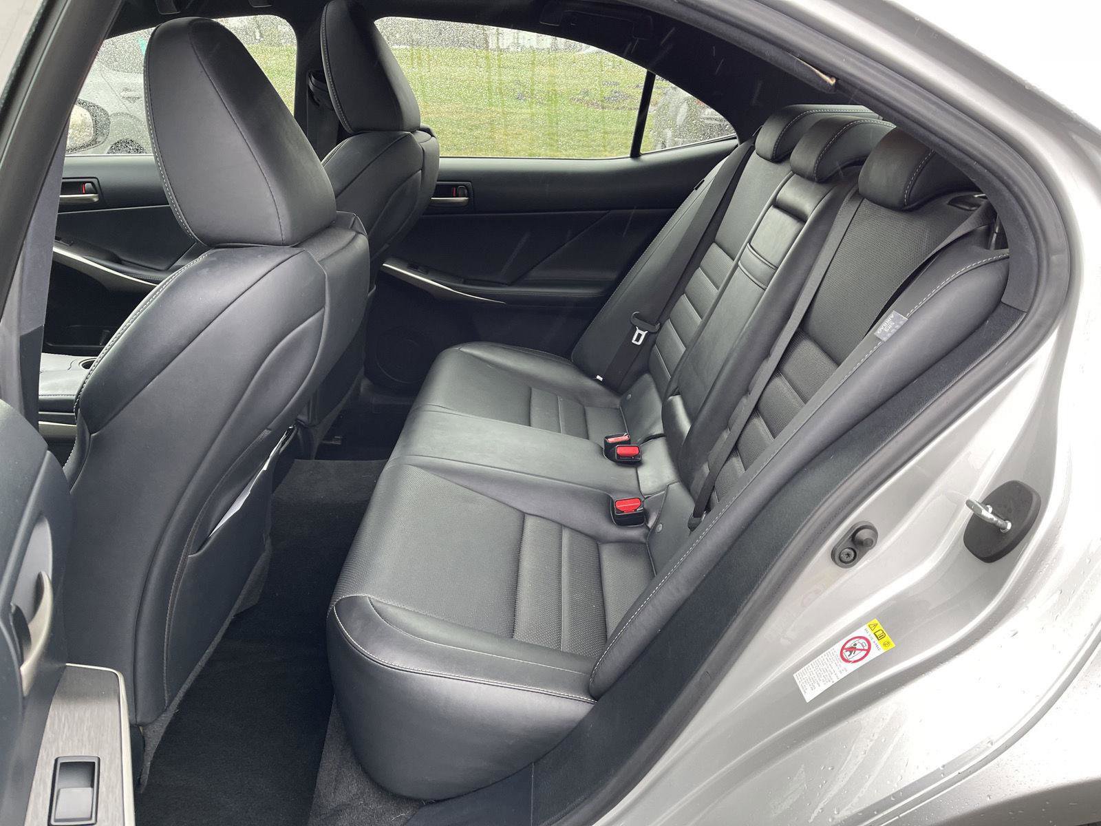 Used 2019 Lexus IS 300 F Sport w/ F Sport Package image 16