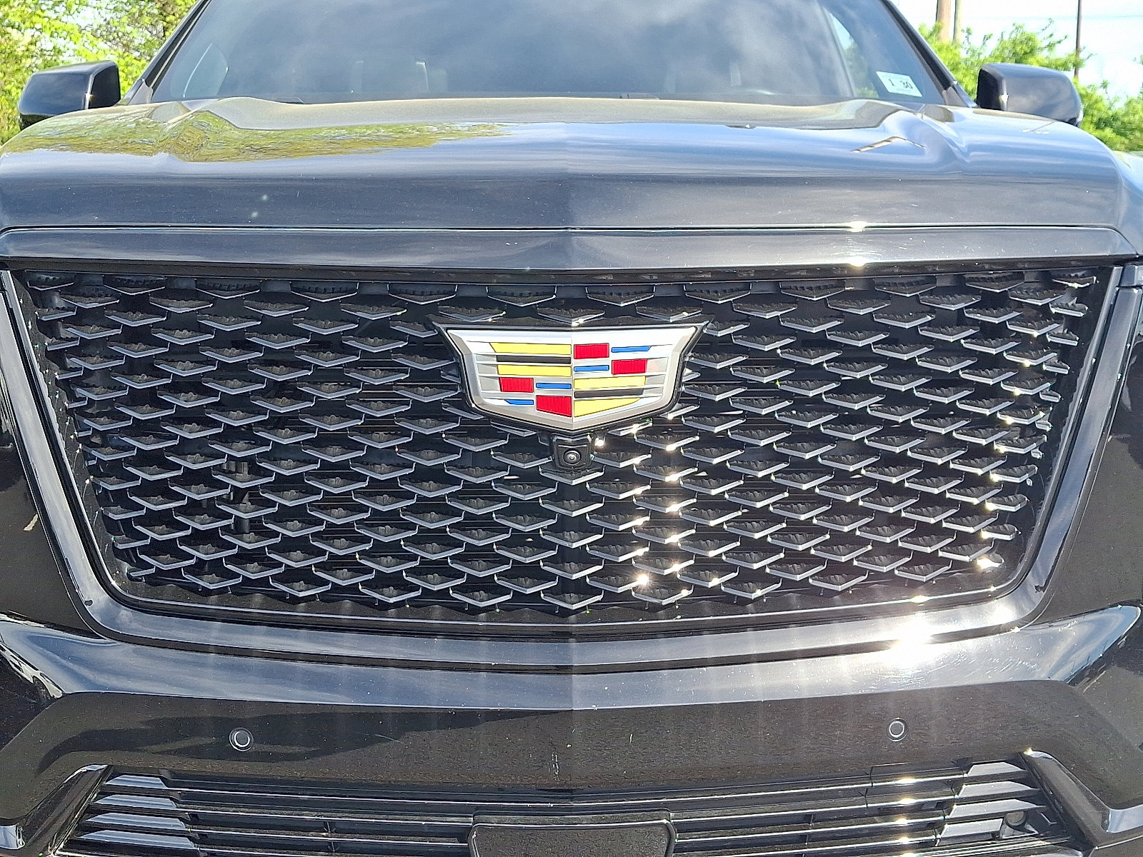 Used 2025 Cadillac Escalade ESV Sport w/ Touring Package AWD/4WD image 9