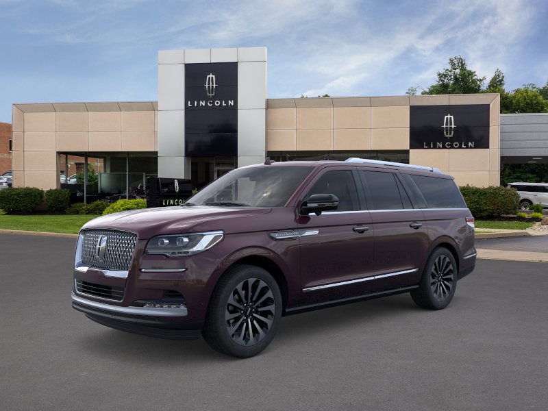 New 2024 Lincoln Navigator L Reserve AWD/4WD image 2
