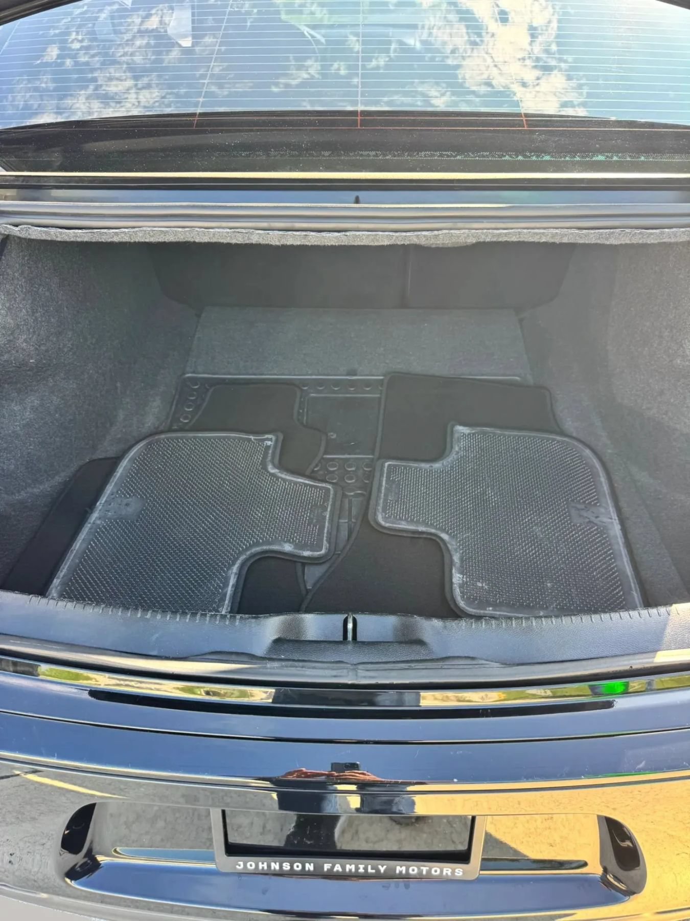 Used 2022 Chrysler 300 Touring w/ Sport Appearance Package RWD image 19