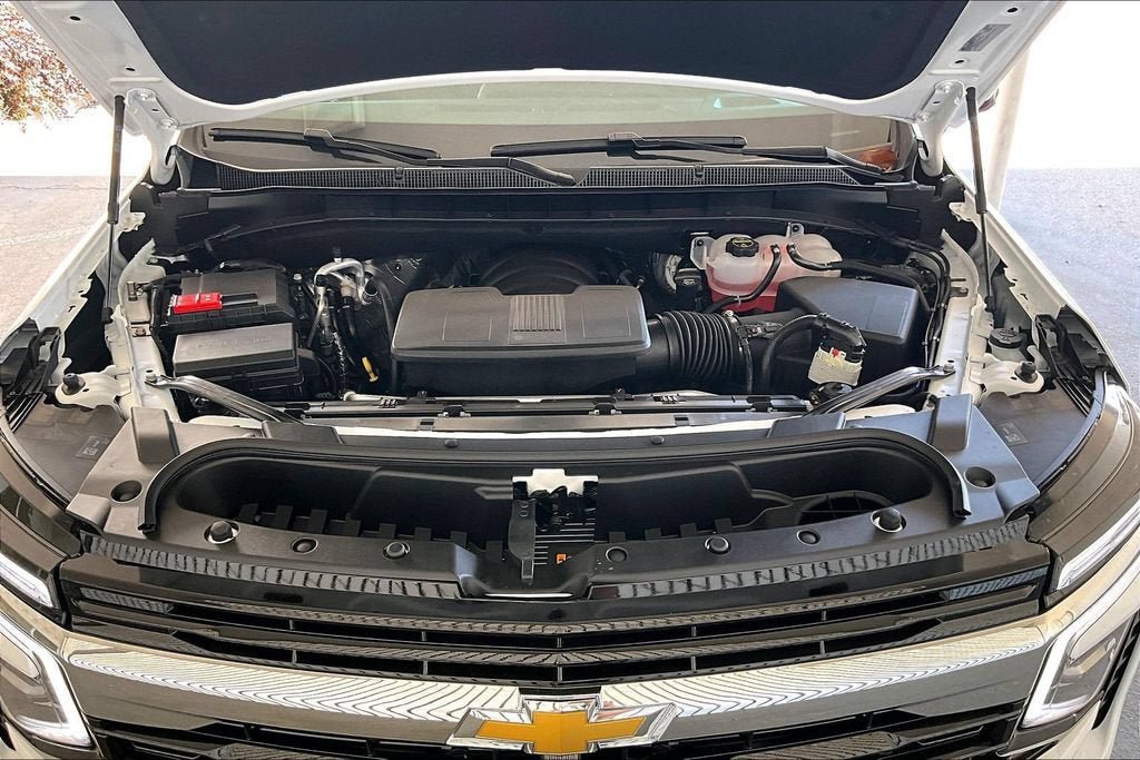 New 2026 Chevrolet Tahoe LS w/ Max Trailering Package AWD/4WD image 9