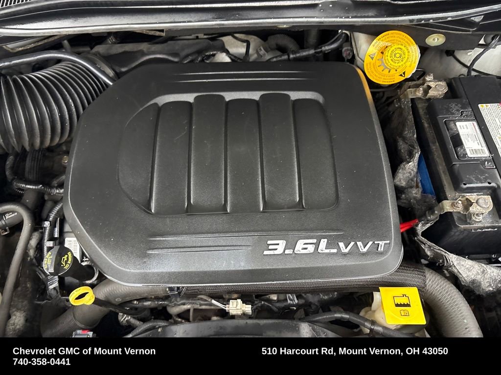 Used 2016 Dodge Grand Caravan SXT image 24