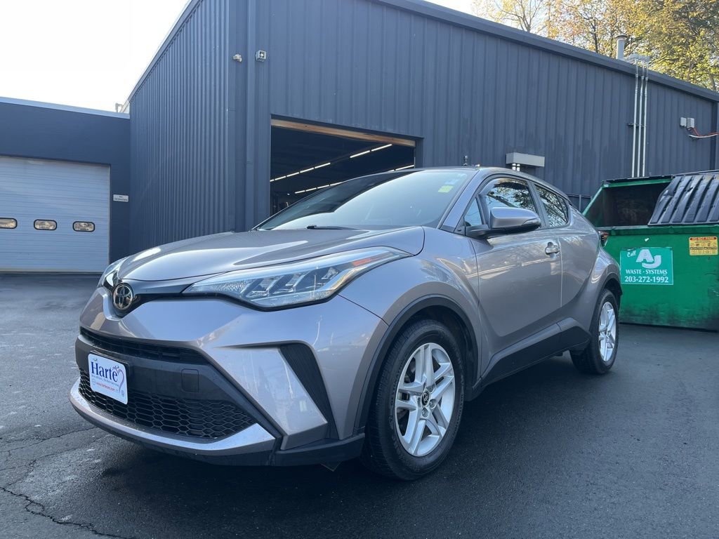 Used 2020 Toyota C-HR LE FWD image 1