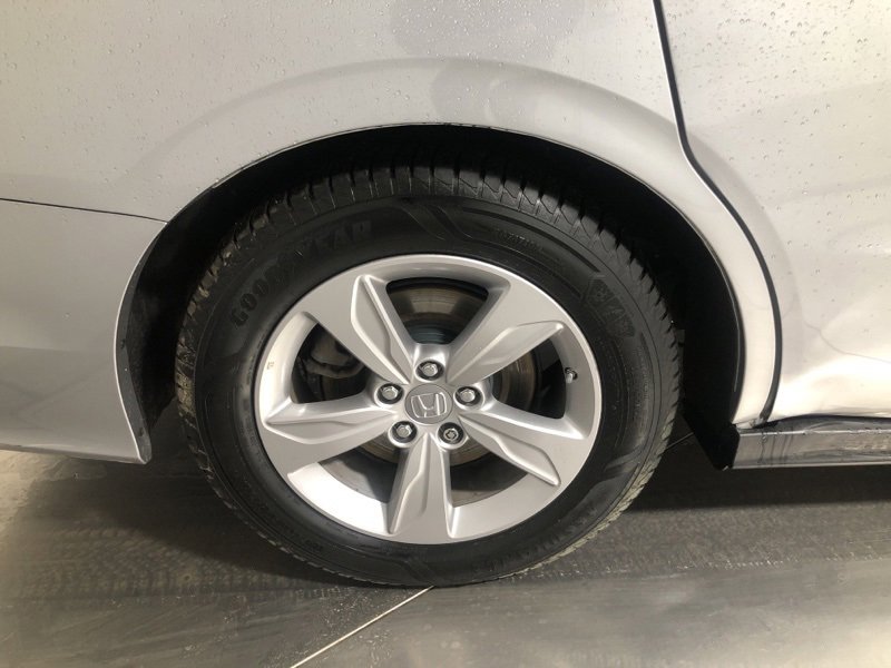 Used 2019 Honda Odyssey EX image 9