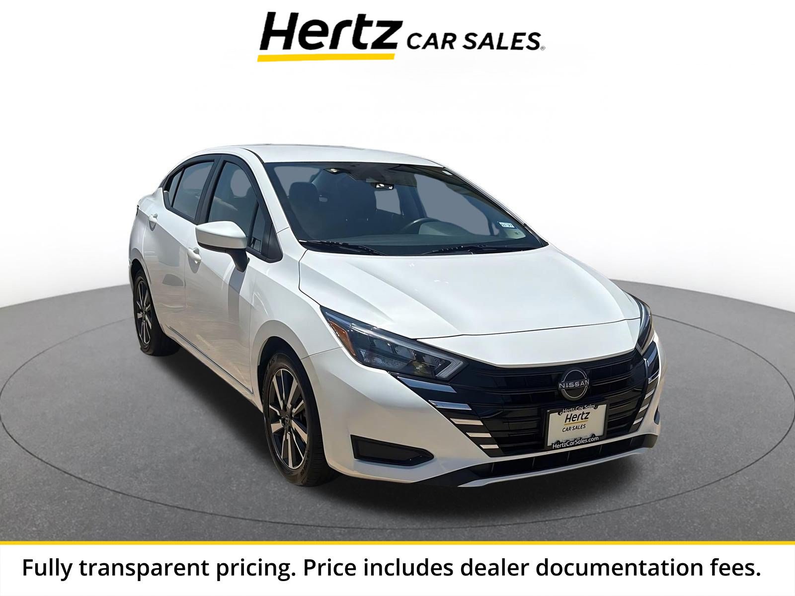 Used 2025 Nissan Versa SV FWD image 1