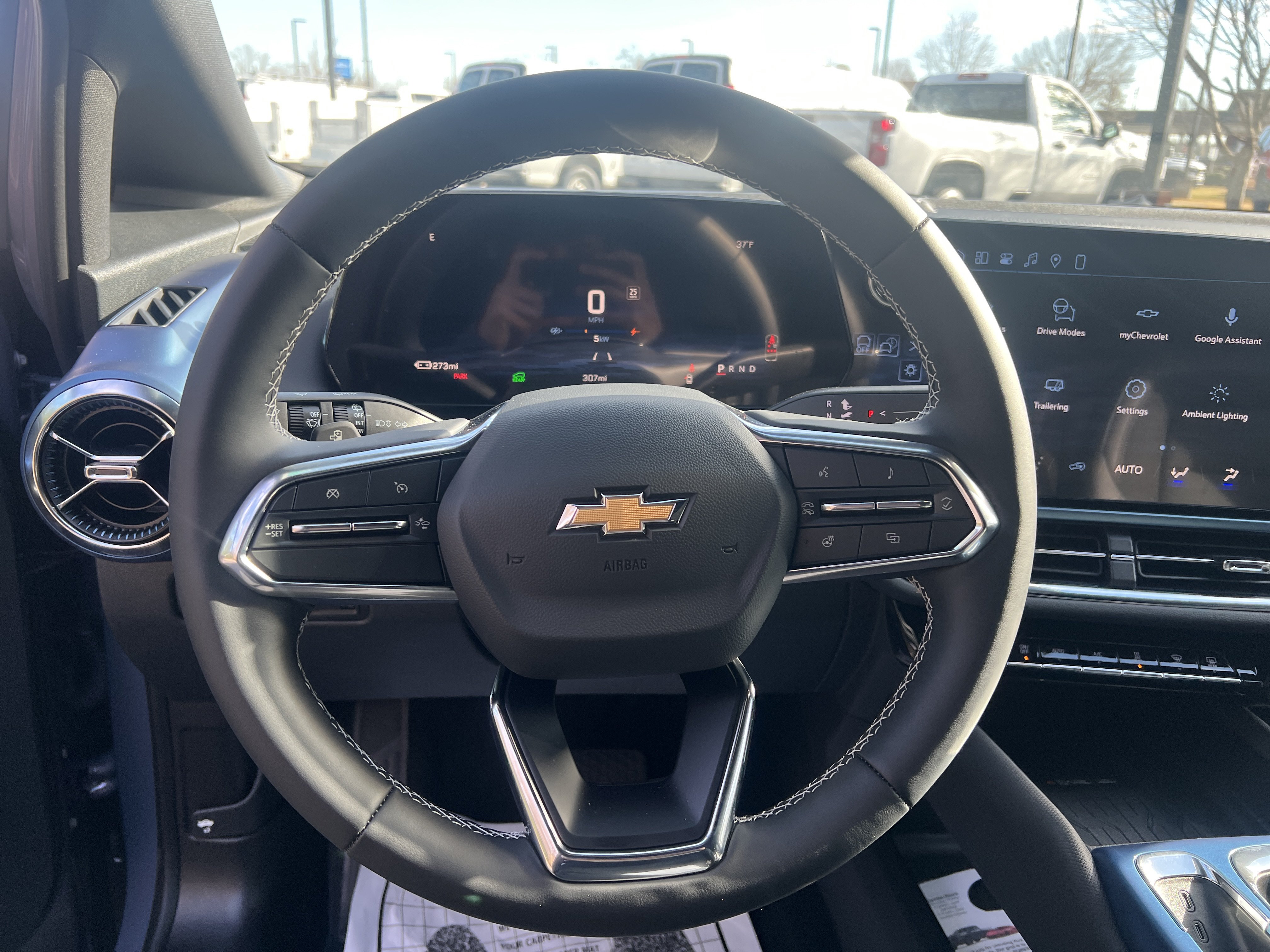 New 2026 Chevrolet Equinox EV LT AWD/4WD image 19