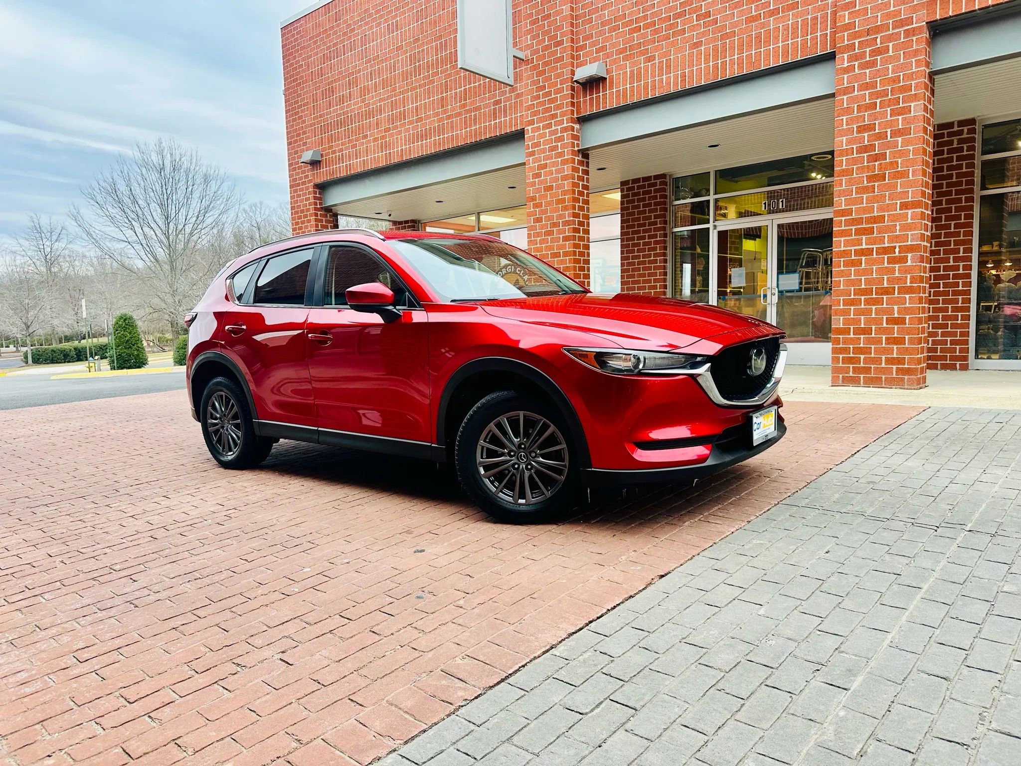 Used 2020 MAZDA CX-5 Touring image 1