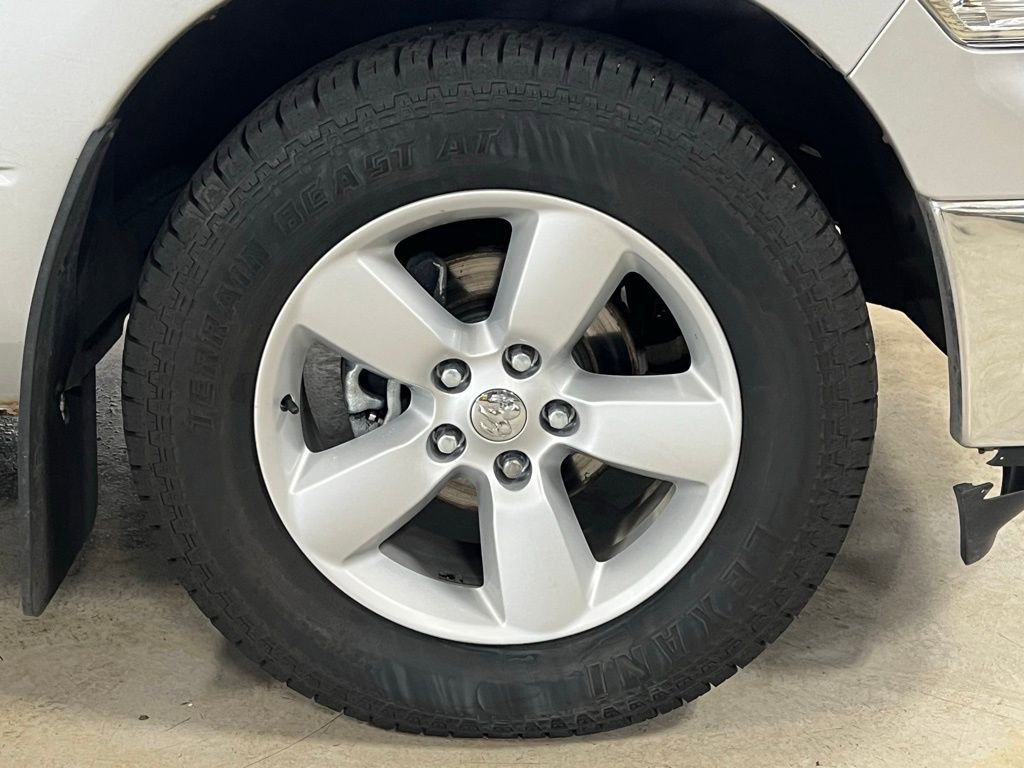 Used 2017 RAM 1500 Classic SLT image 16