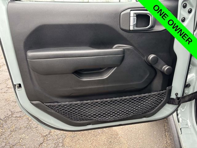 Used 2023 Jeep Wrangler Willys image 9