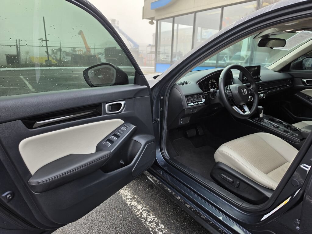Certified 2024 Honda Civic EX-L image 19