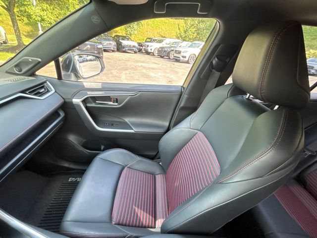 Used 2024 Toyota RAV4 XSE w/ Weather Package AWD/4WD image 21