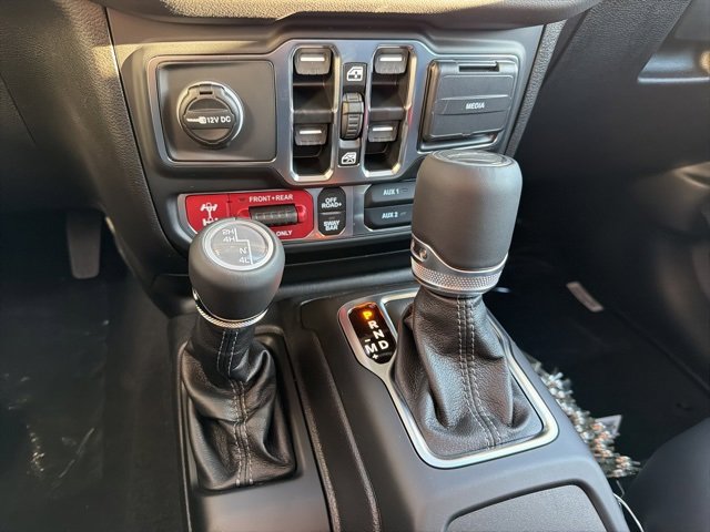 New 2026 Jeep Gladiator Rubicon w/ Safety Group image 16