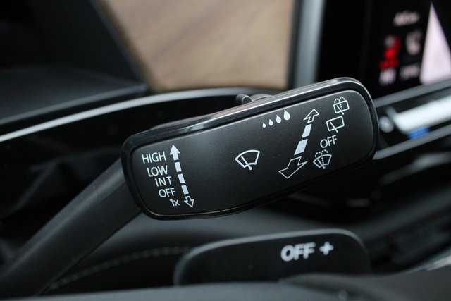 New 2026 Volkswagen Atlas SE image 14