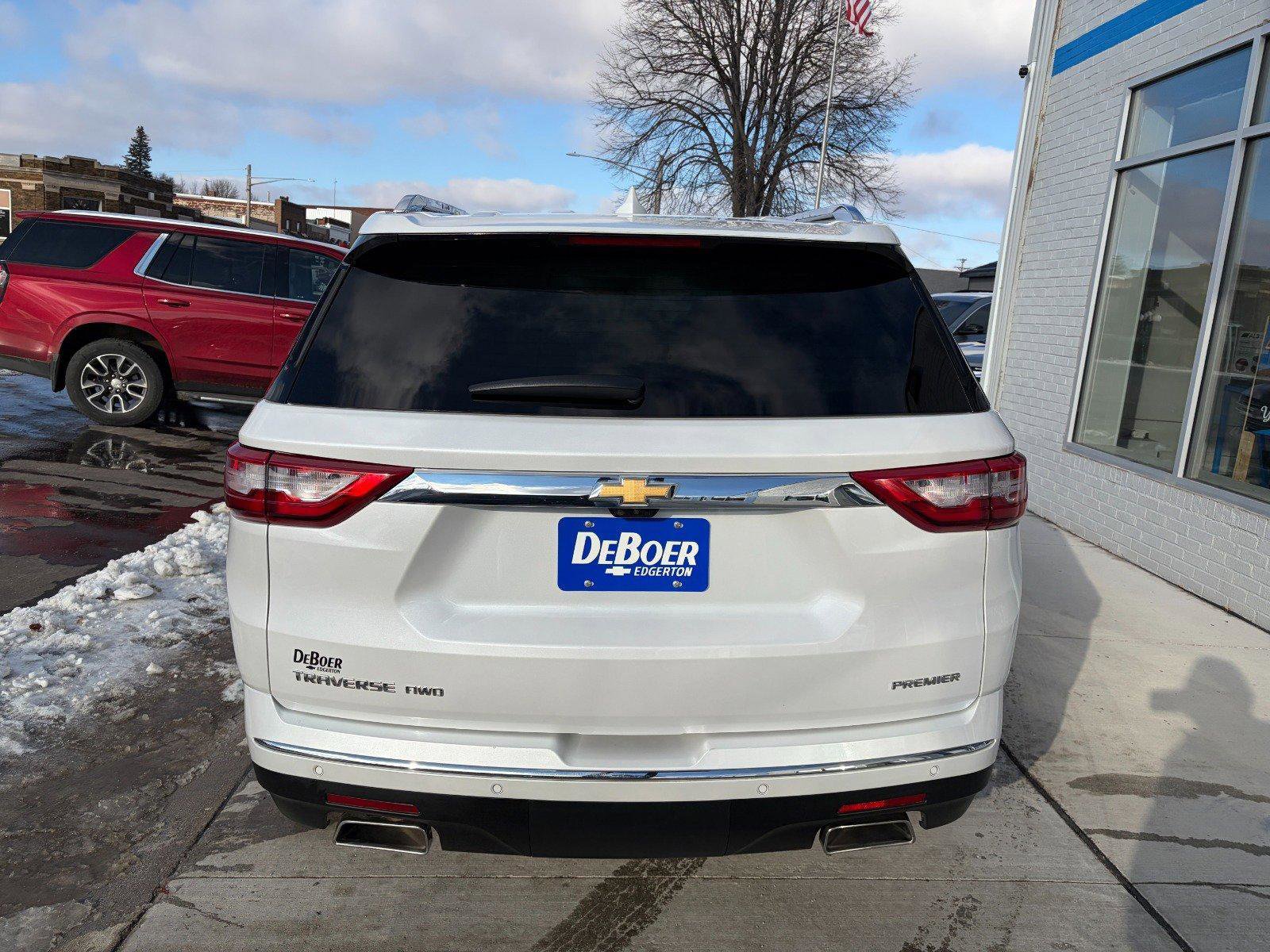 Used 2021 Chevrolet Traverse Premier image 4