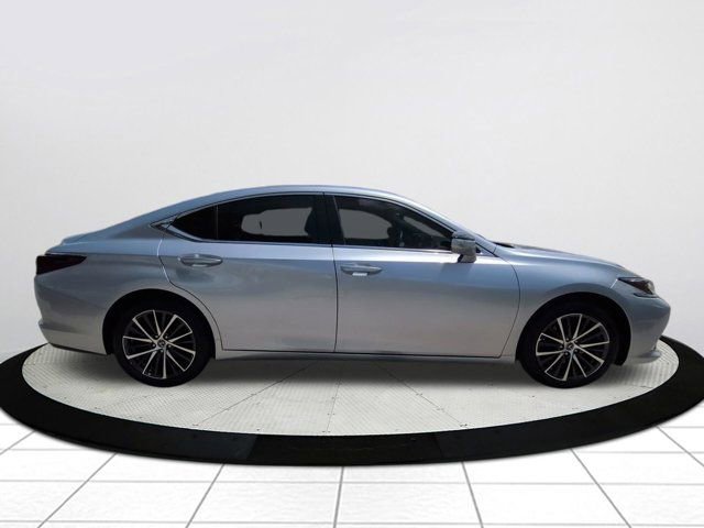 Certified 2025 Lexus ES 350 w/ Premium Package FWD image 4