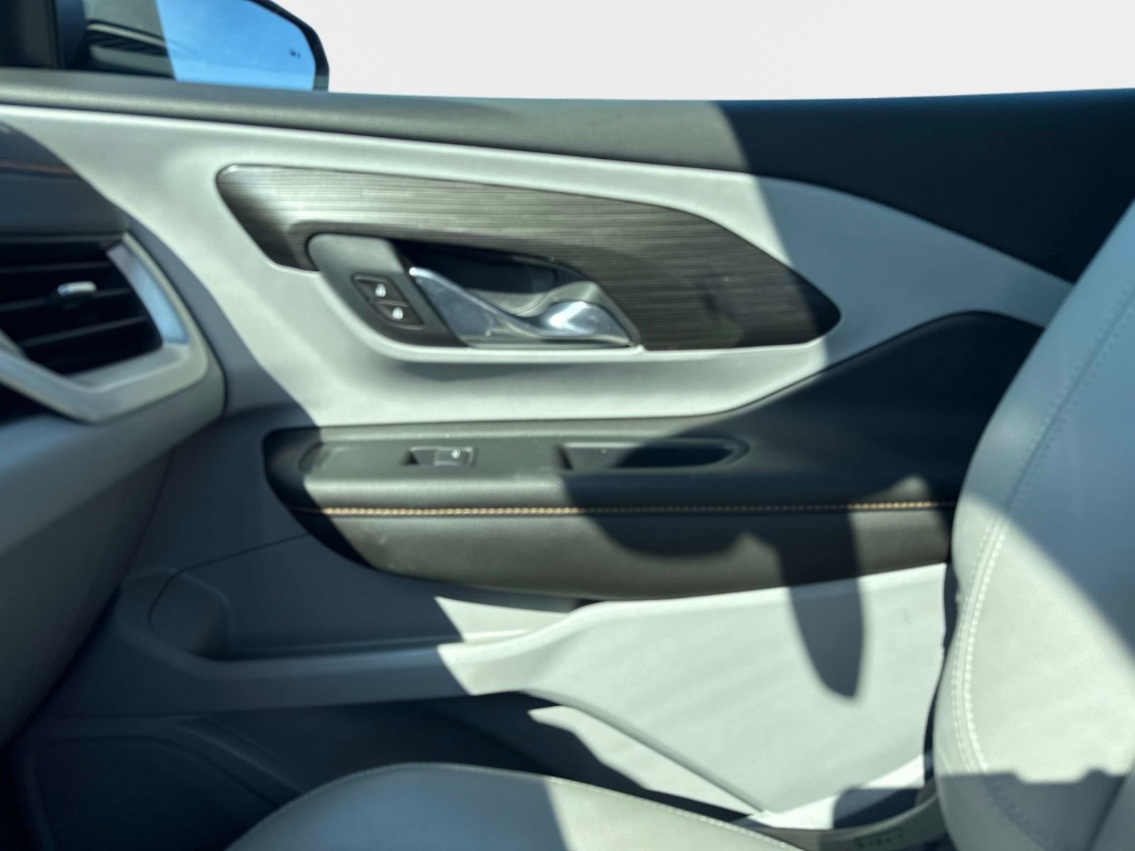 Used 2020 GMC Terrain SLT w/ Preferred Package image 20