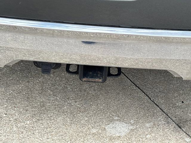 Used 2017 GMC Acadia Denali image 6