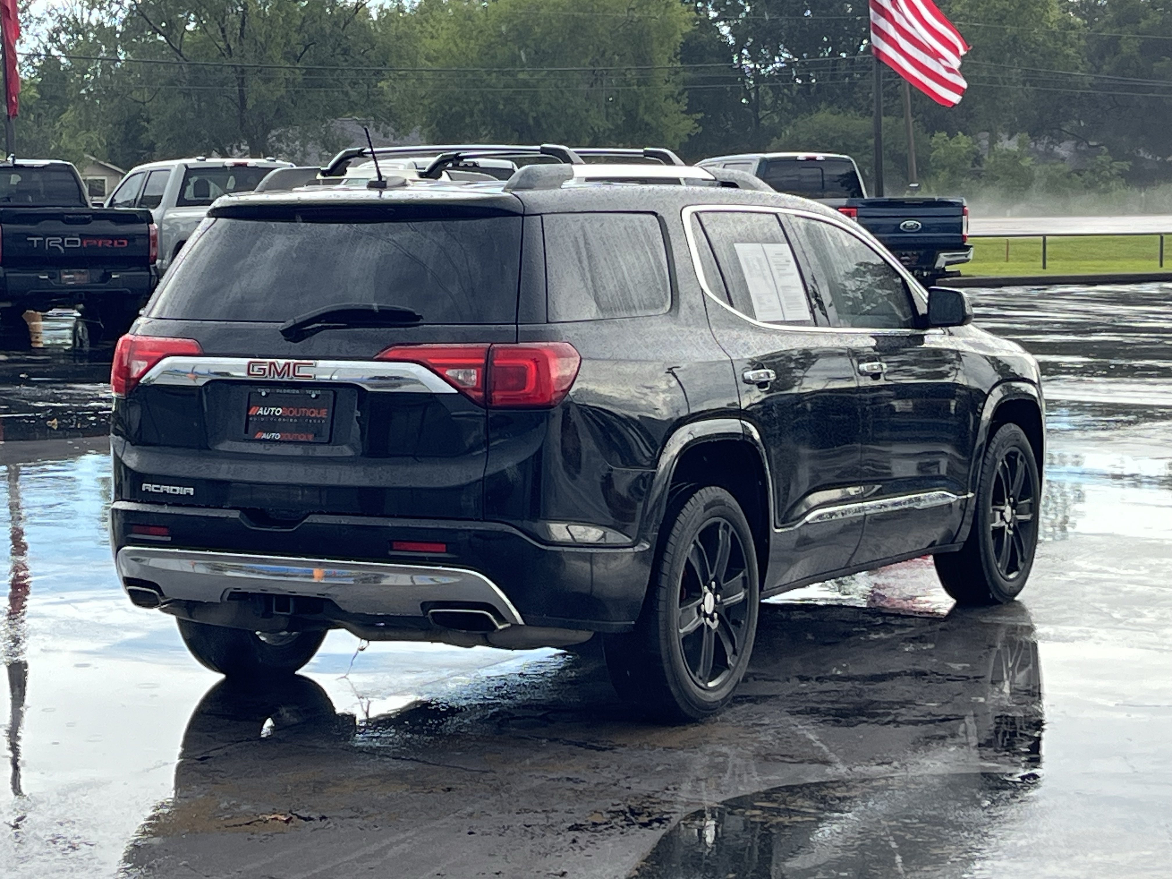 Used 2019 GMC Acadia Denali FWD image 10