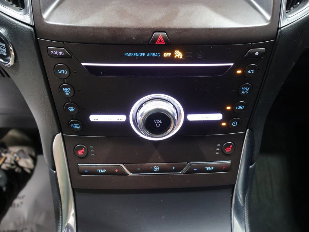 Used 2019 Ford Edge Titanium w/ Cold Weather Package AWD/4WD image 27