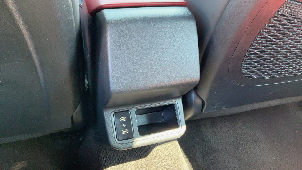 Used 2025 Kia K4 GT-Line w/ GT-Line Premium Package FWD image 10