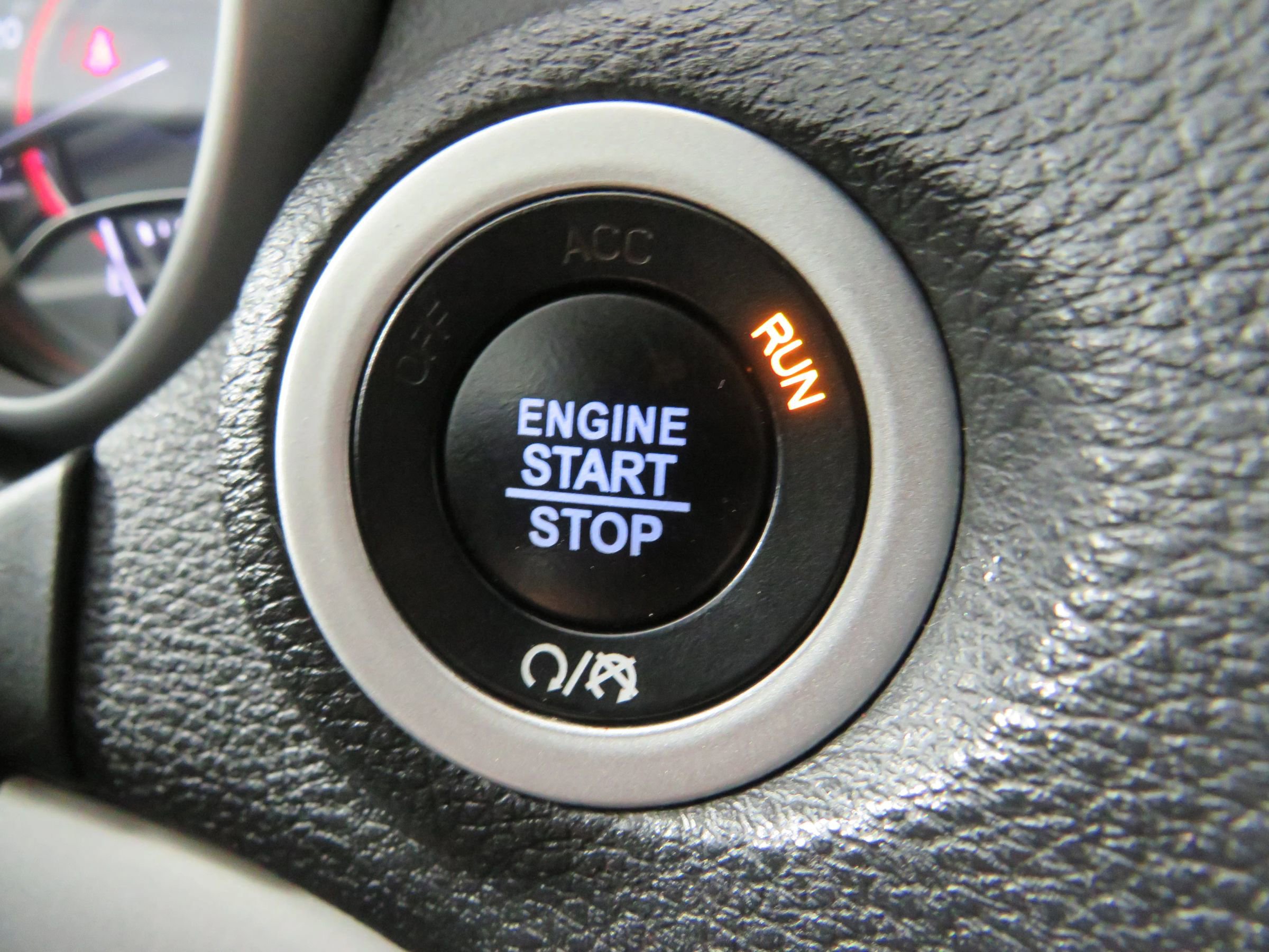 Used 2019 Dodge Journey SE w/ Blacktop Package FWD image 18