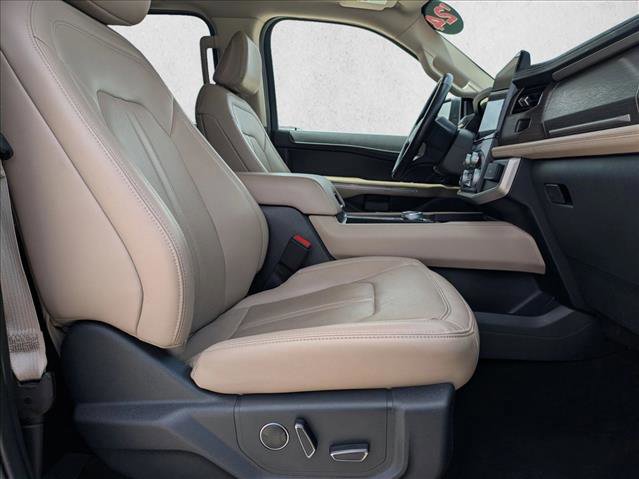Used 2024 Ford Expedition Limited RWD image 22