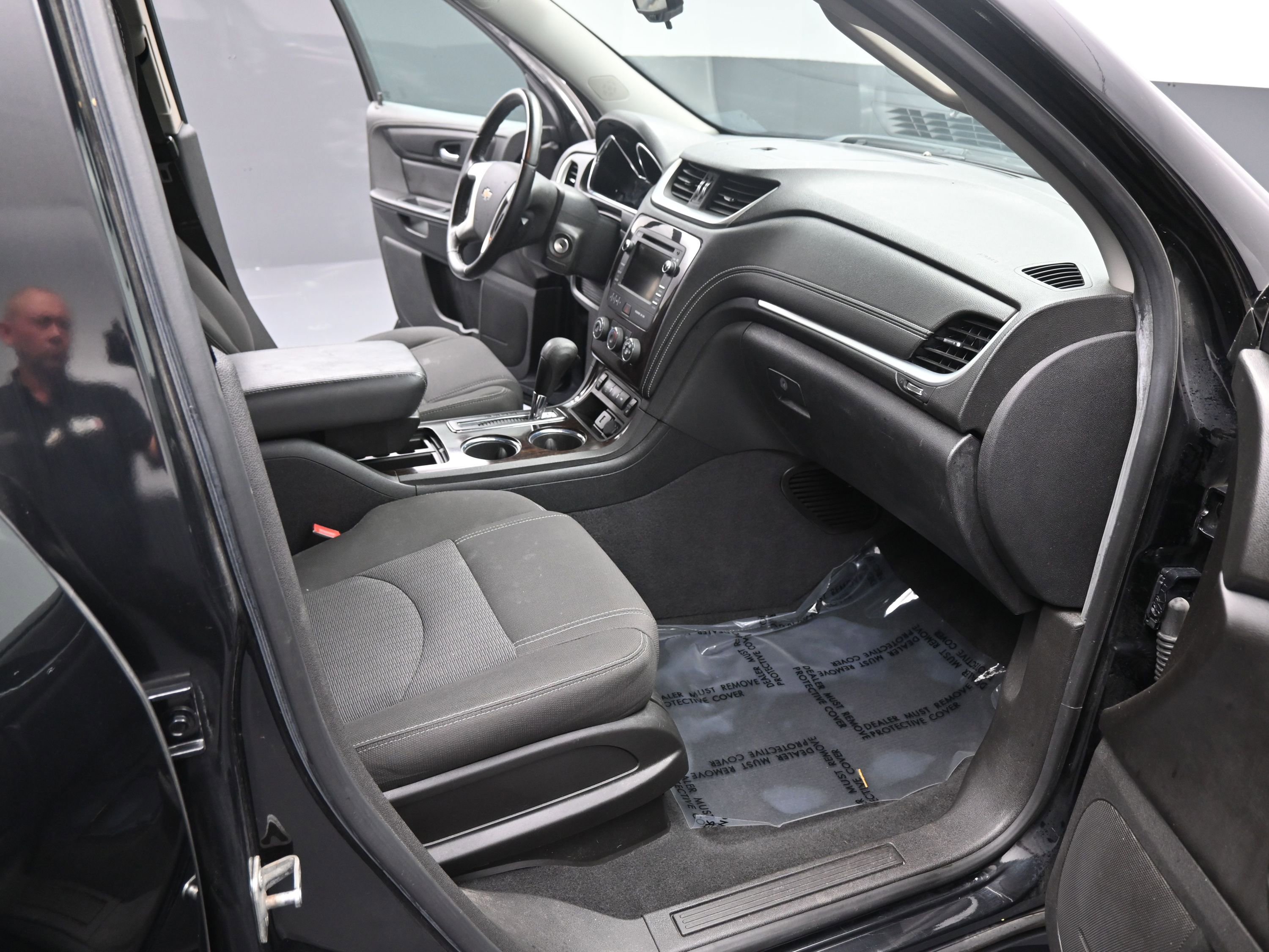 Used 2016 Chevrolet Traverse LT w/ Style and Technology Package image 21