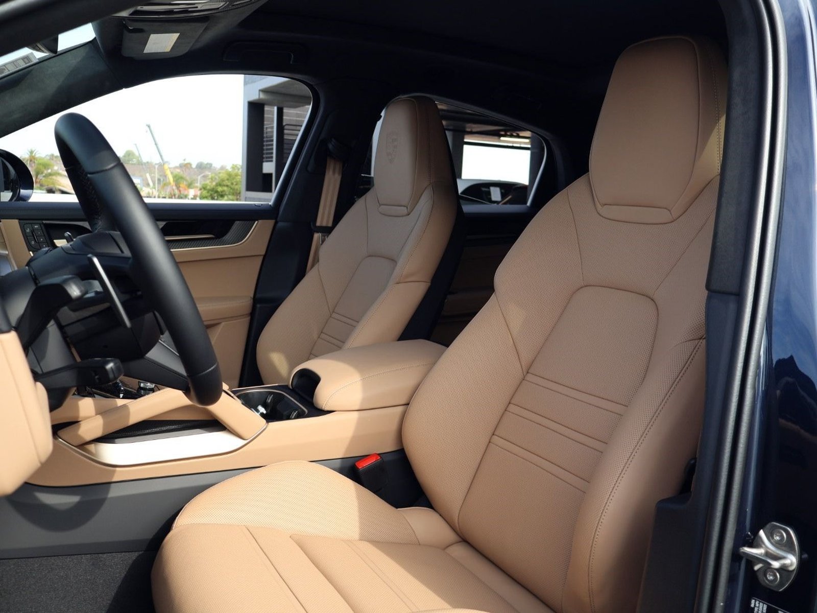 New 2026 Porsche Cayenne GTS AWD/4WD image 5