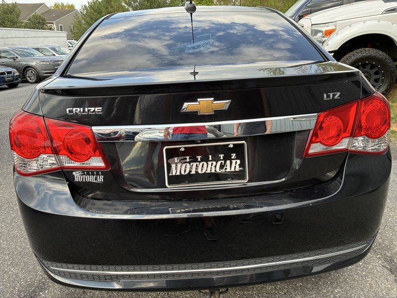 Used 2015 Chevrolet Cruze LTZ w/ Sun, Sound and Sport Package FWD image 5