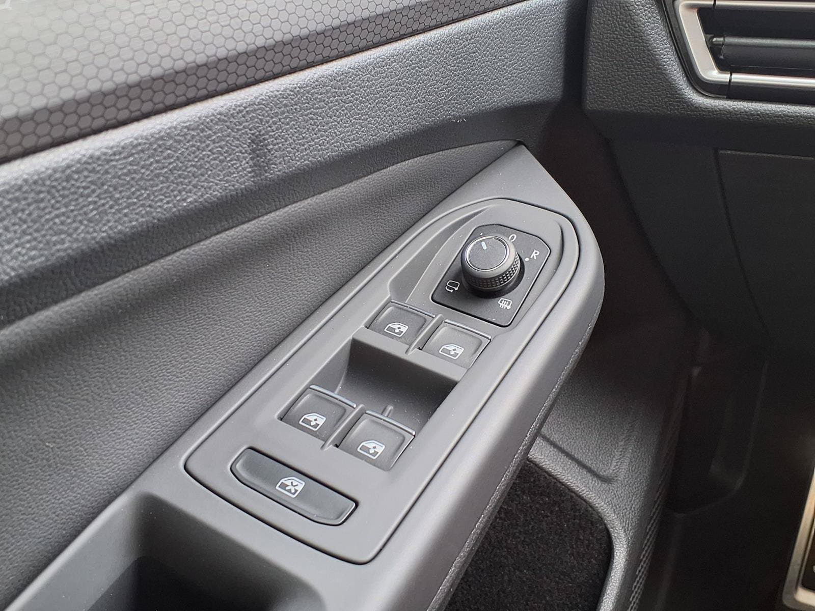 Used 2024 Volkswagen GTI SE w/ SE Leather Seats Package FWD image 32