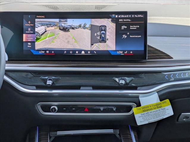 Used 2026 BMW X7 xDrive40i AWD/4WD image 15