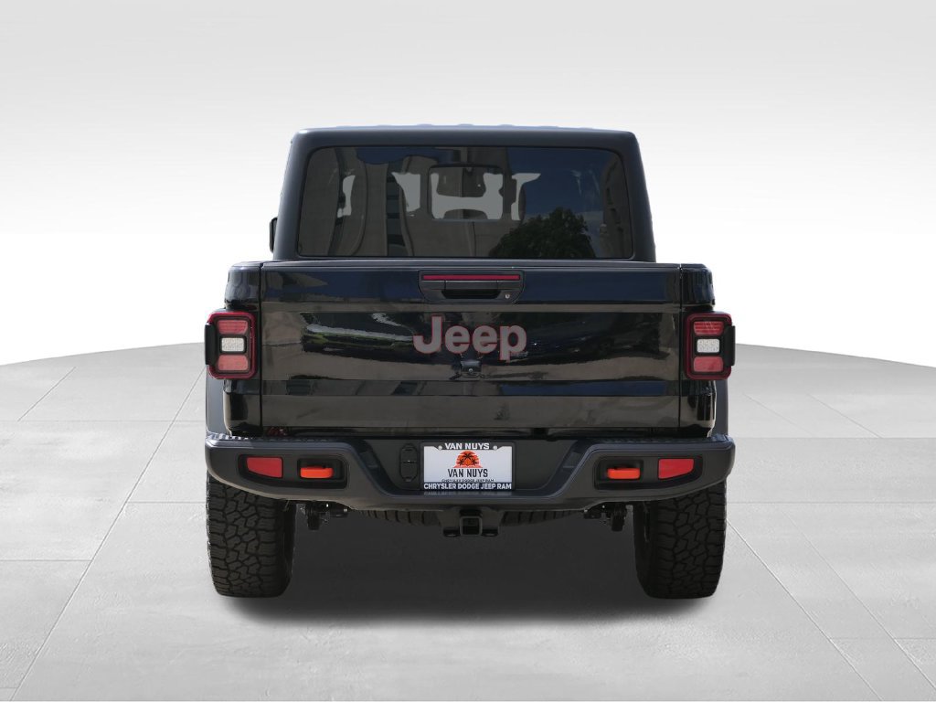 Certified 2026 Jeep Gladiator Mojave AWD/4WD image 6