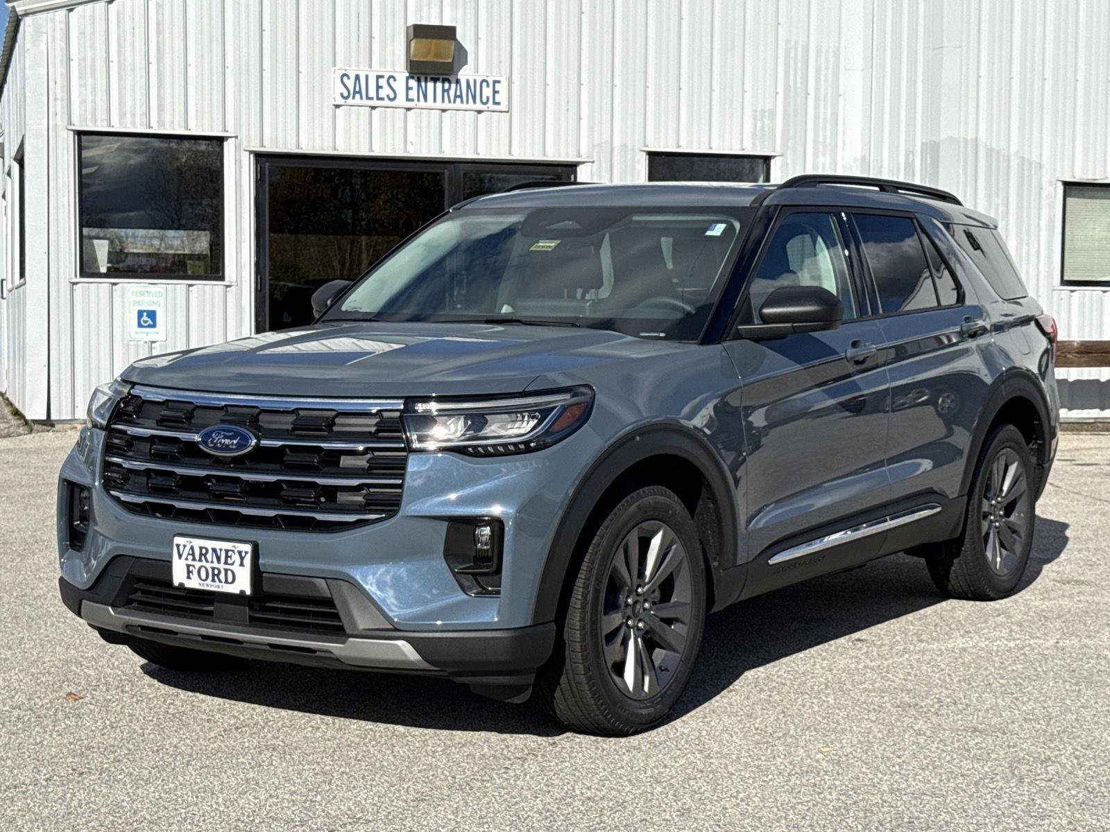 New 2025 Ford Explorer Active w/ Active Comfort Package image 1