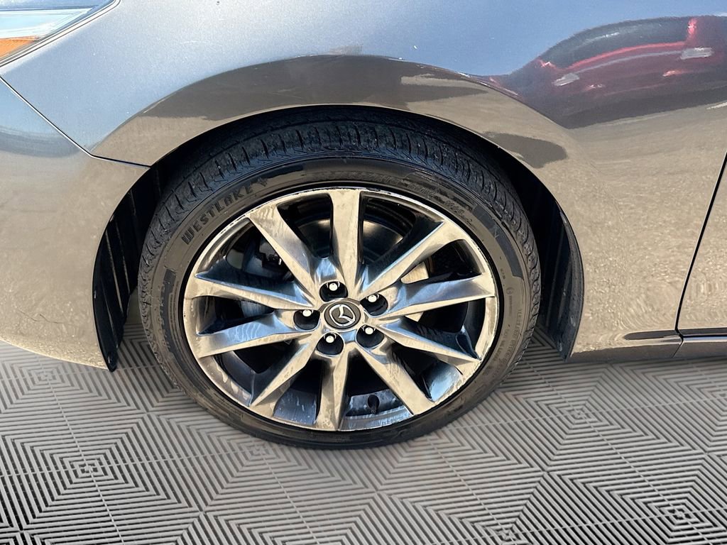 Used 2018 MAZDA MAZDA3 Touring FWD image 31