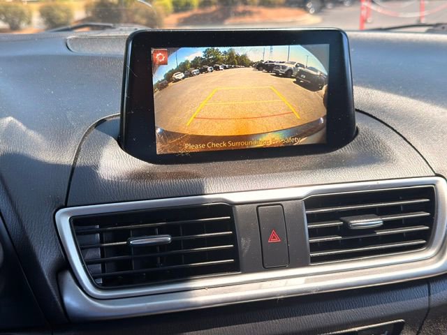Used 2017 MAZDA MAZDA3 Touring FWD image 3